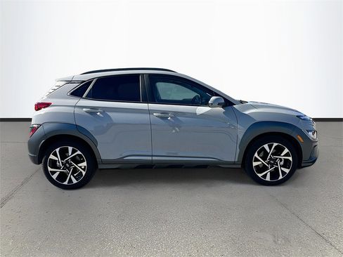 Used 2023 Hyundai Kona Limited image 8
