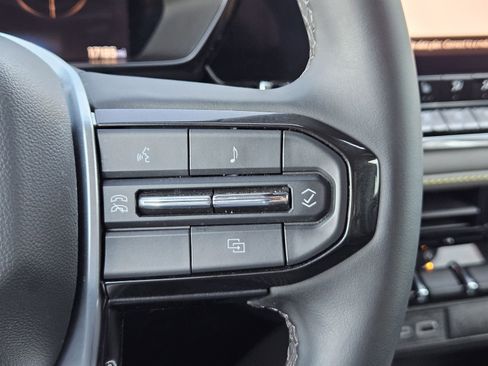 Used 2024 Chevrolet Colorado ZR2 w/ ZR2 Bison Edition image 28