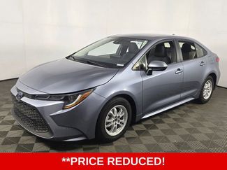 Used 2022 Toyota Corolla LE video 2