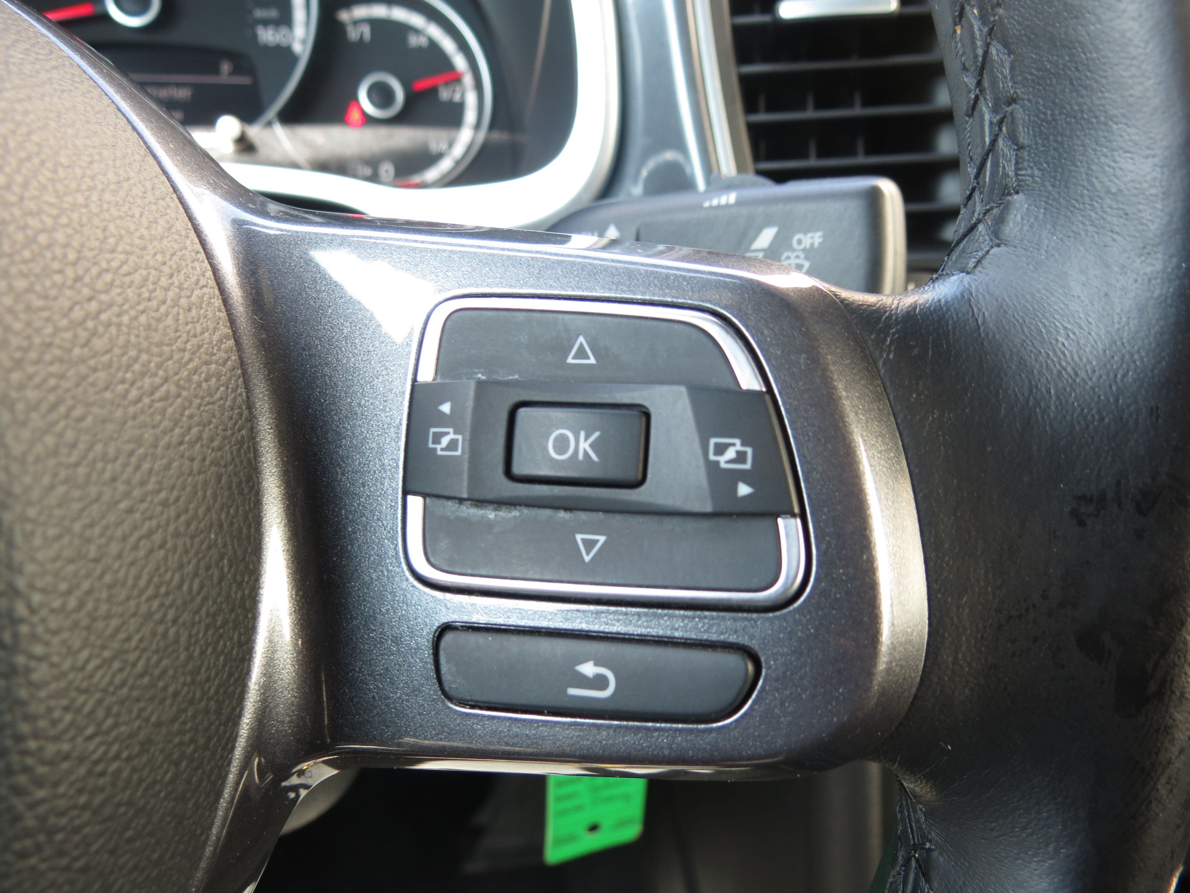 Used 2014 Volkswagen Beetle 1.8T FWD image 14