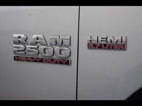 Used 2015 RAM 2500 SLT image 51