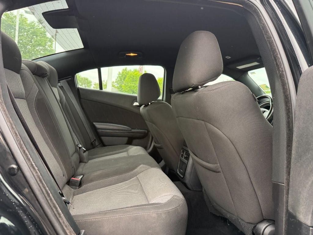 Used 2021 Dodge Charger SXT w/ Blacktop Package AWD/4WD image 10