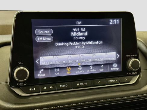 Used 2023 Nissan Rogue SL AWD/4WD image 21