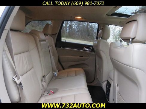 Used 2015 Jeep Grand Cherokee Limited image 29