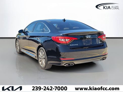 Used 2016 Hyundai Sonata Limited w/ Option Group 04 FWD image 4