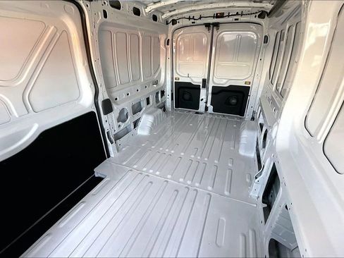New 2026 Ford Transit 250 148 Medium Roof RWD image 26