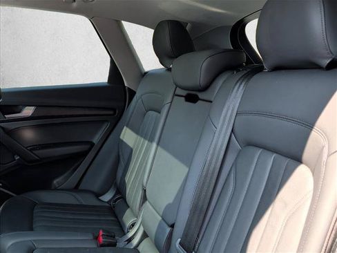 Used 2018 Audi Q5 2.0T Premium Plus AWD/4WD image 22