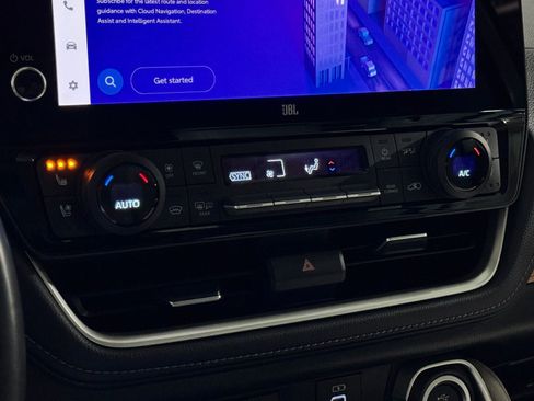 Used 2024 Toyota Grand Highlander Limited image 25