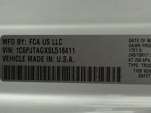 Used 2025 Jeep Gladiator Sport image 49