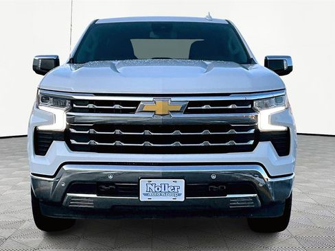 Used 2023 Chevrolet Silverado 1500 LTZ image 3