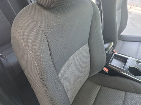 Used 2016 Toyota Camry LE image 23