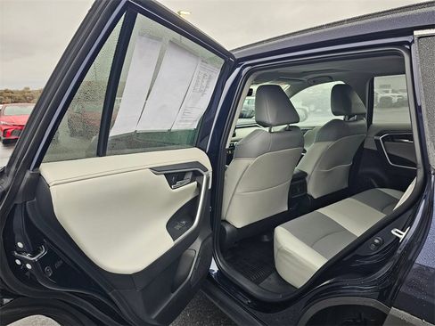 Used 2025 Toyota RAV4 Limited image 16