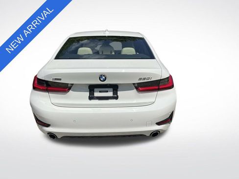 Used 2019 BMW 330i xDrive Sedan w/ Driving Assistance Package AWD/4WD image 3