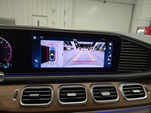 Used 2024 Mercedes-Benz GLE 450 4MATIC image 24