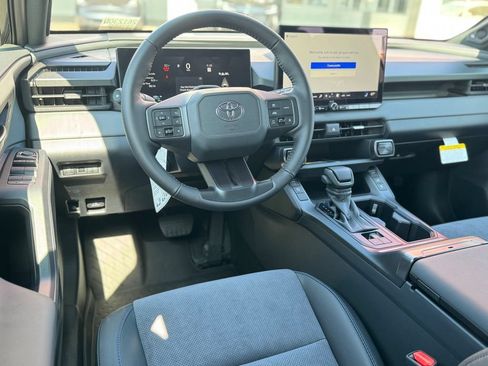 New 2026 Toyota RAV4 XSE AWD/4WD image 34