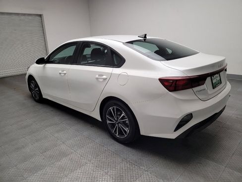 Used 2024 Kia Forte LXS FWD image 5