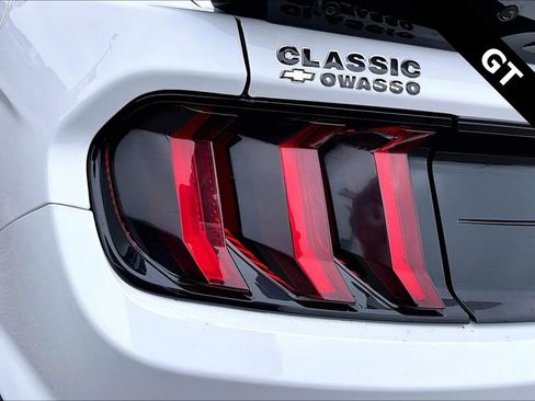 Used 2018 Ford Mustang GT w/ Equipment Group 301A image 21