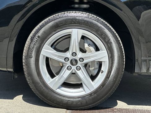 Used 2023 Audi Q5 2.0T Premium w/ Convenience Package image 26