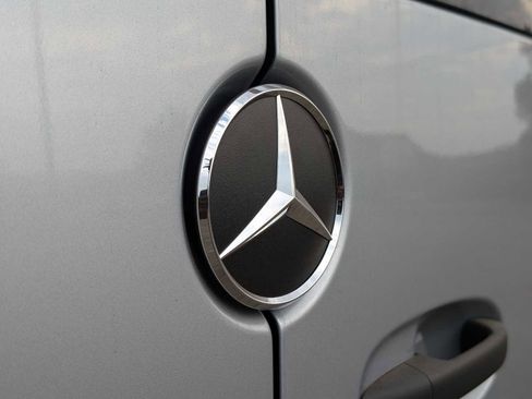 New 2025 Mercedes-Benz Sprinter 2500 image 19