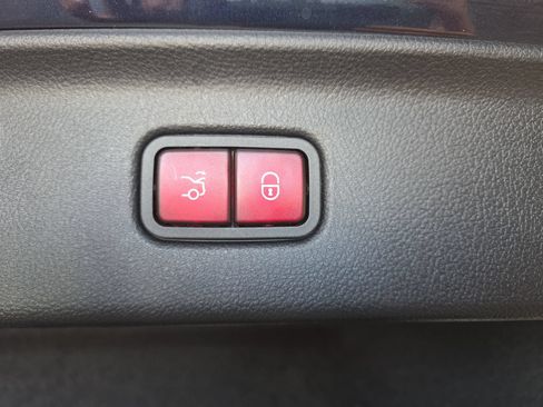 Certified 2023 Mercedes-Benz S 580 4MATIC Sedan image 13