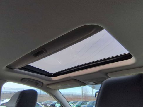 Used 2017 Honda Civic Touring image 23