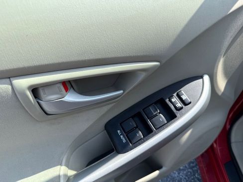 Used 2011 Toyota Prius Two FWD image 16