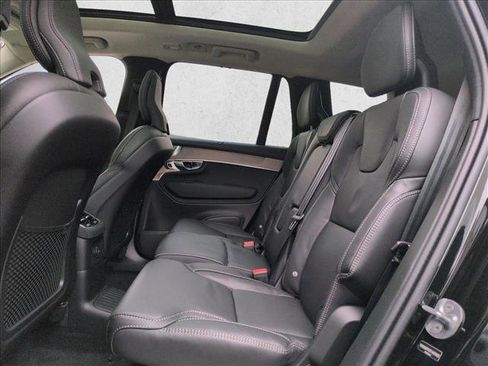 New 2026 Volvo XC90 T8 Ultra w/ Lounge Package image 16