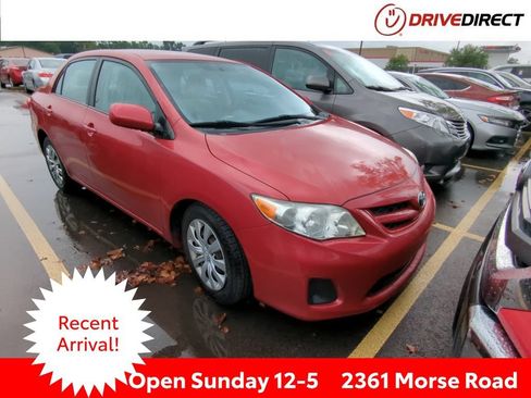 Used 2012 Toyota Corolla LE FWD image 1