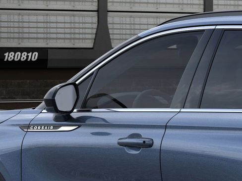 New 2026 Lincoln Corsair Premiere image 20
