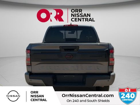 Used 2026 Nissan Frontier PRO-4X AWD/4WD image 6