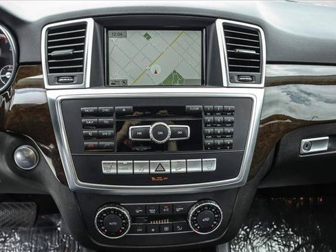 Used 2015 Mercedes-Benz ML 250 BlueTEC 4MATIC image 17