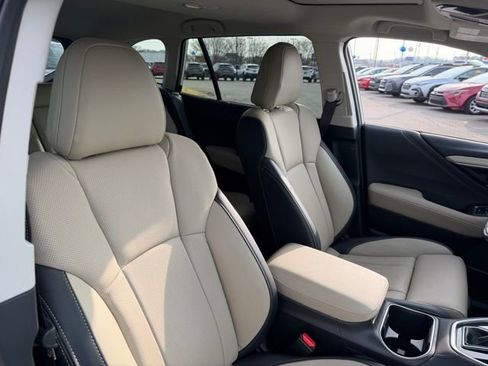 Used 2025 Subaru Outback Limited XT w/ Popular Package #2 image 15