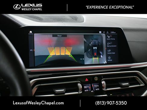 Used 2022 BMW X7 xDrive40i w/ M Sport Package AWD/4WD image 40