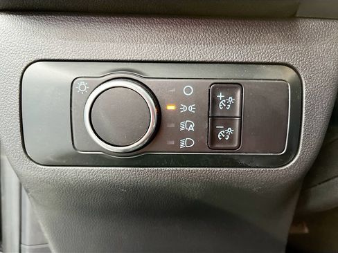 Used 2025 Ford Escape ST-Line FWD image 10