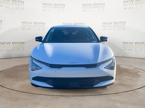 New 2025 Kia EV6 Light w/ Light LR Technology Package RWD image 8