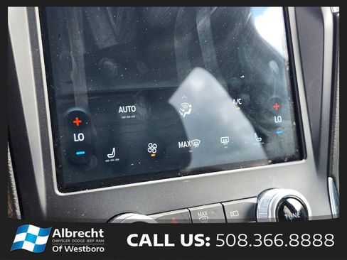 Used 2022 Ford Edge ST AWD/4WD image 22