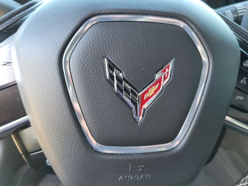Used 2023 Chevrolet Corvette Stingray Preferred Cpe w/ Z51 Performance Package RWD image 24