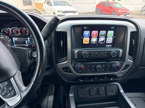 Used 2018 GMC Sierra 1500 SLT w/ SLT Premium Package image 28