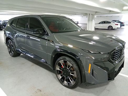 Used 2023 BMW XM AWD/4WD image 3