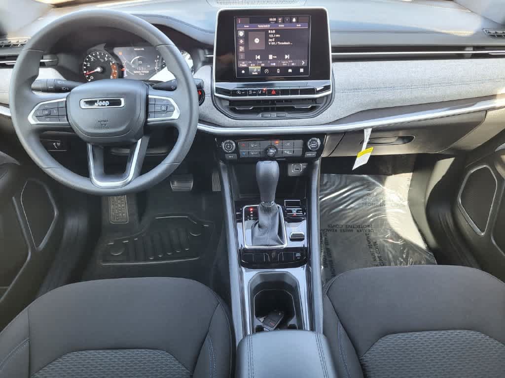 Used 2025 Jeep Compass Sport AWD/4WD image 12
