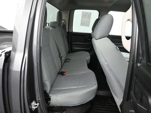 Used 2019 RAM 1500 Express w/ Express Value Package AWD/4WD image 7