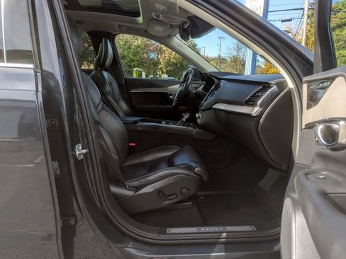 Used 2021 Volvo XC90 T6 Inscription w/ Protection Package AWD/4WD image 33