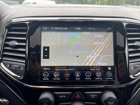 Used 2021 Jeep Grand Cherokee High Altitude AWD/4WD image 18