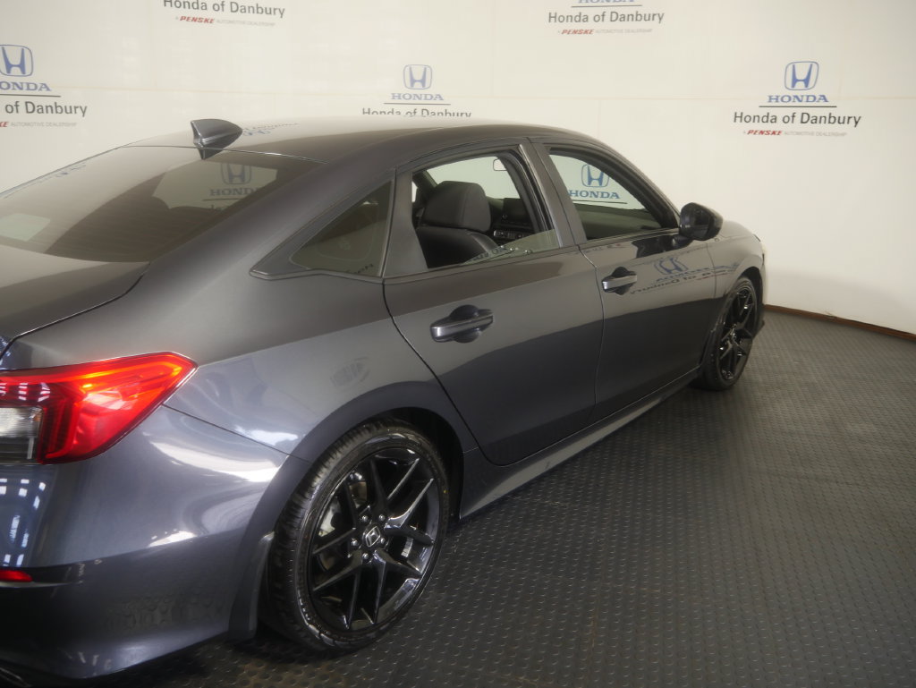 Used 2024 Honda Civic Sport image 4