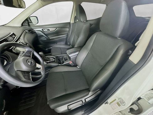 Used 2022 Nissan Rogue Sport S FWD image 13