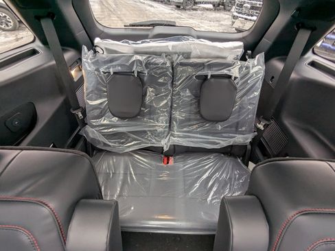 New 2026 Ford Explorer ST-Line w/ ST-Line Street Pack image 16