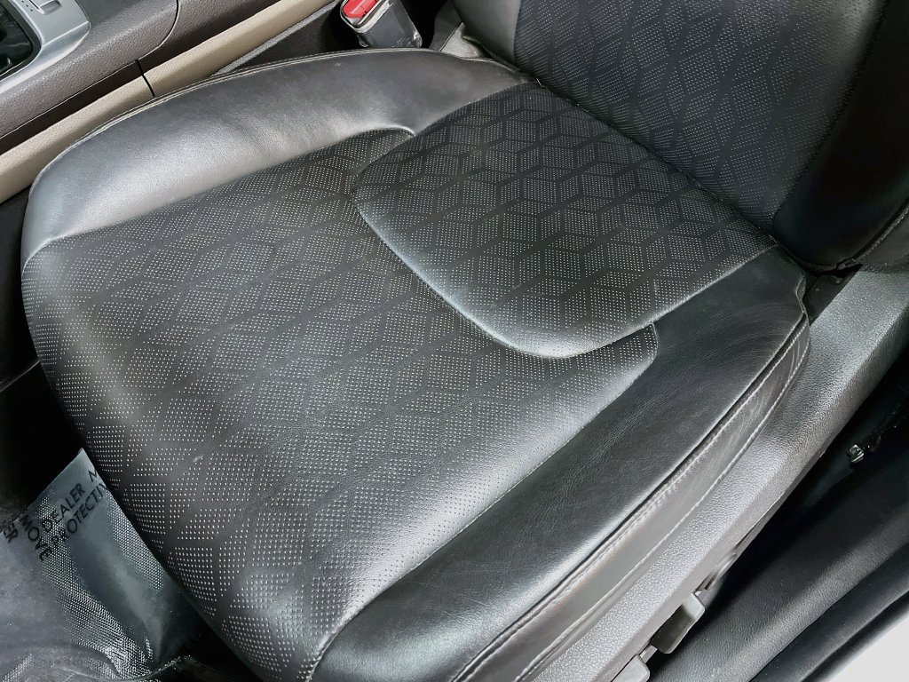 Used 2026 Kia Carnival EX FWD image 20