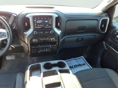 Used 2022 Chevrolet Silverado 2500 LT w/ Gooseneck/5TH Wheel Package AWD/4WD image 15