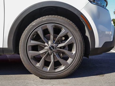 Certified 2022 Kia Sorento SX Prestige image 9