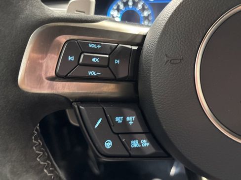 Used 2022 Ford Mustang Shelby GT500 w/ Technology Package image 35